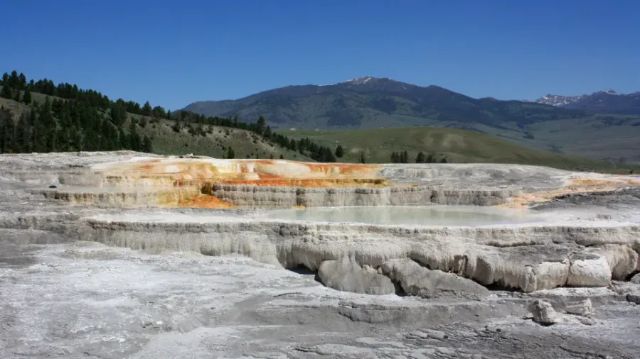 Mammoth Hot Springs