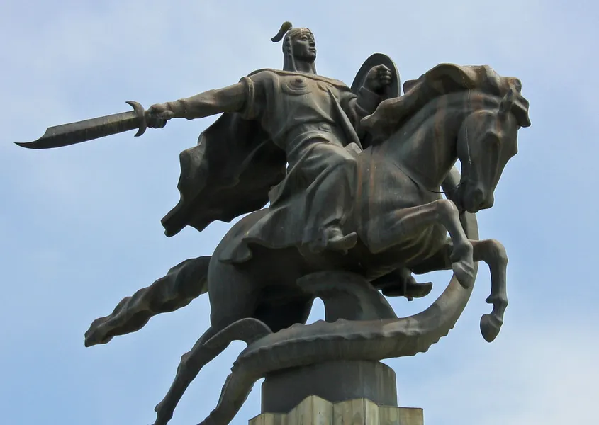 Manas Statue