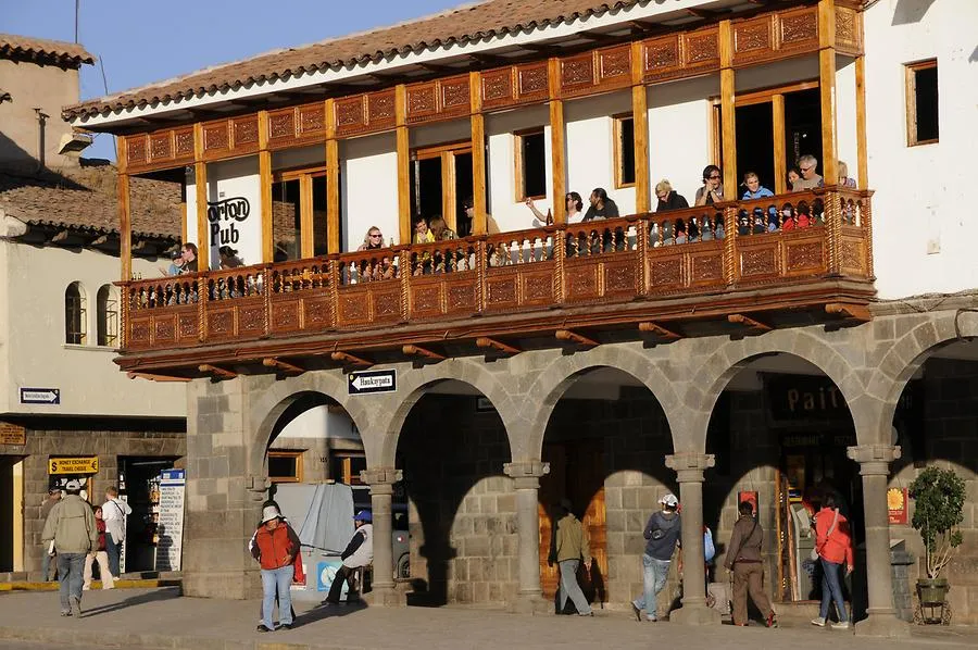 Maras Plaza de Armas