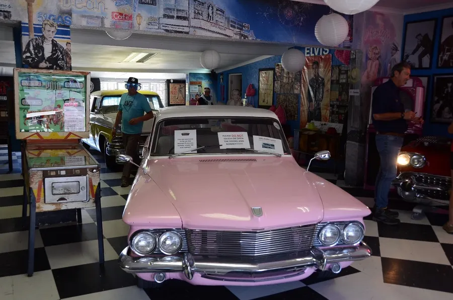 Marilyn's 60s Diner