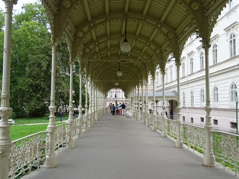 Market Colonnade