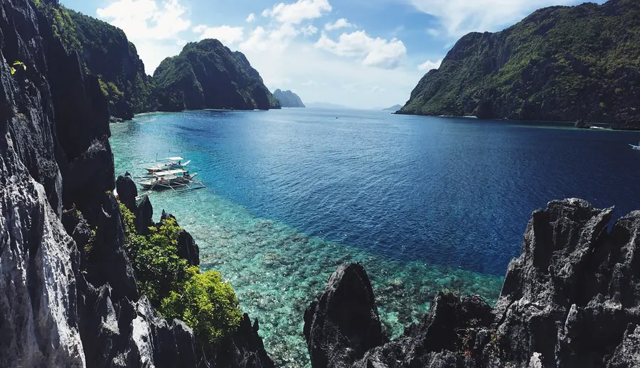 Matinloc Island