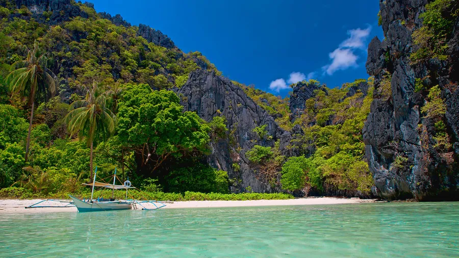 Matinloc Island
