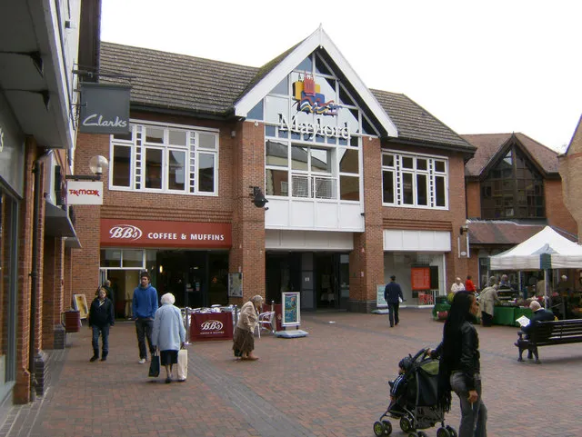 Maylord Orchards Shopping Centre