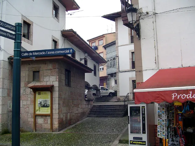 Mercado de Cangas de Onís (Cangas de Onís Market)