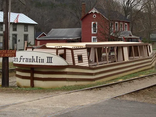 Metamora Canal Boat Rides