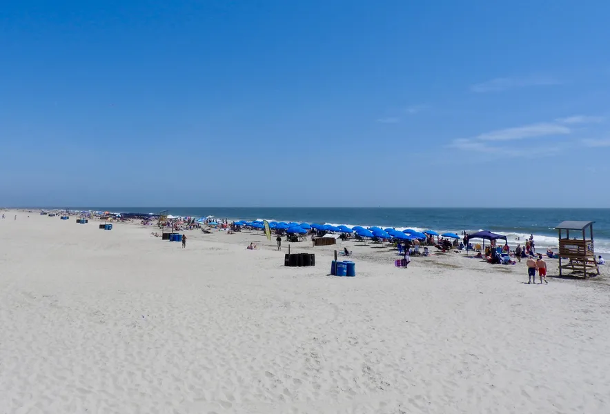 Mid Beach