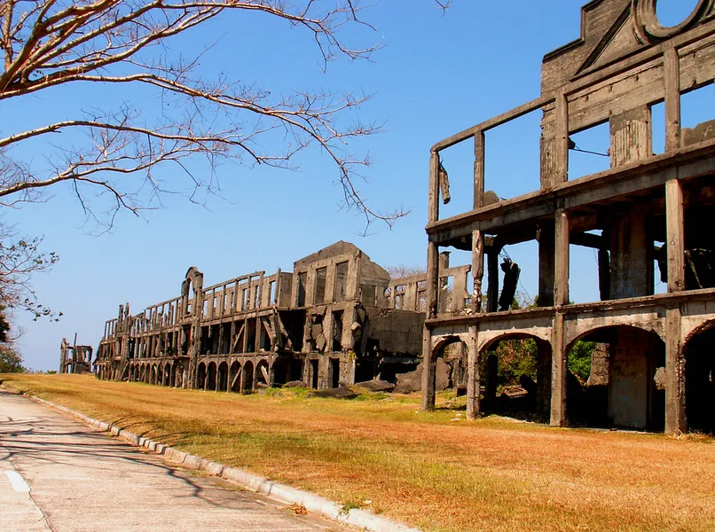 Mile-Long Barracks