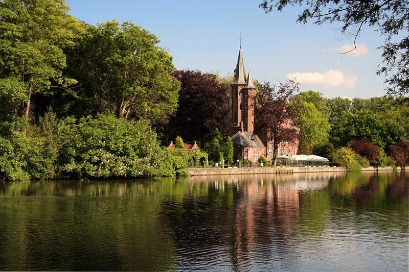 Minnewater Lake