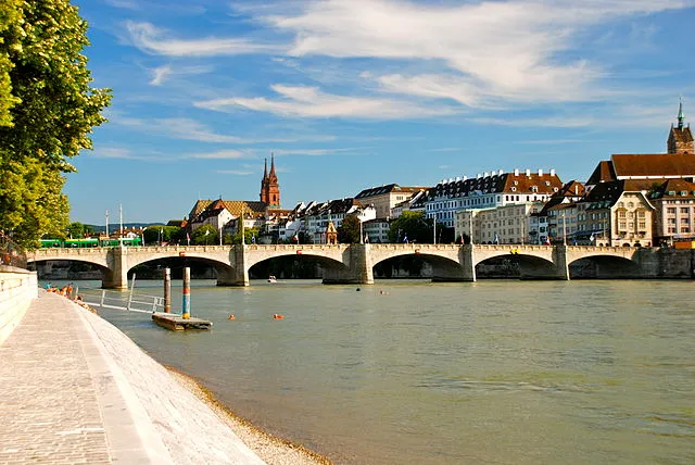 Mittlere Brücke