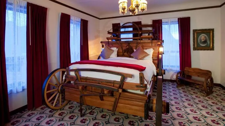 Mizpah Hotel