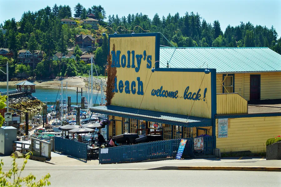 Molly's Reach