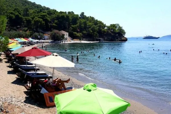 Monastiri Beach
