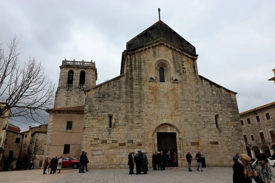 Monestir de Sant Pere de Besalú
