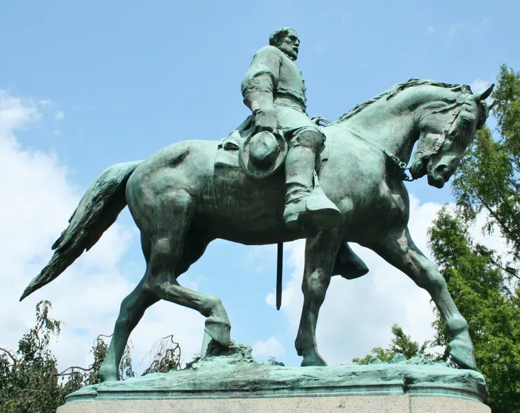 Morris the Horse Statue