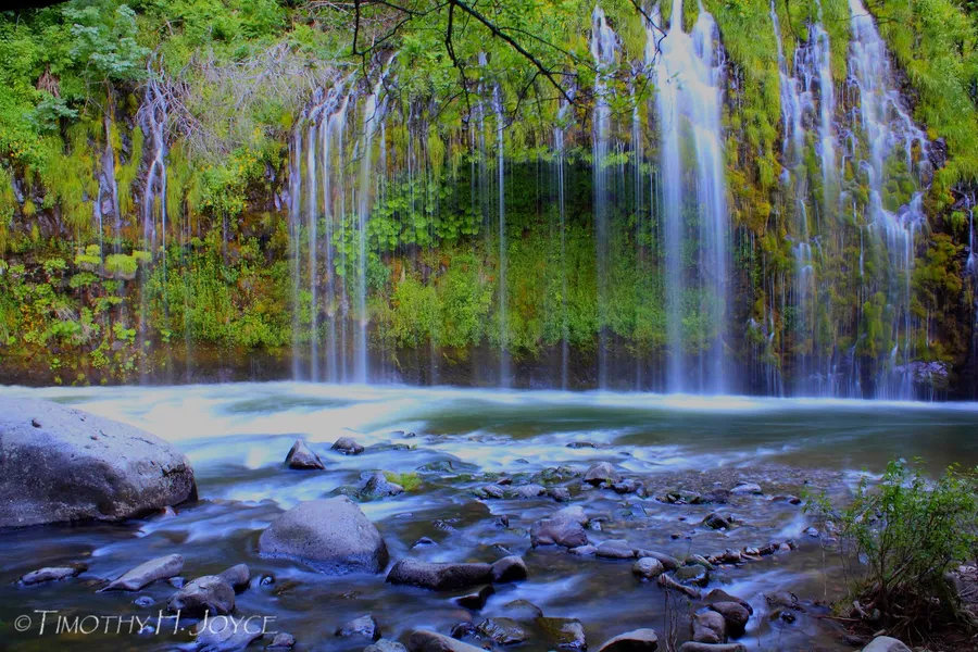 Mossbrae Falls