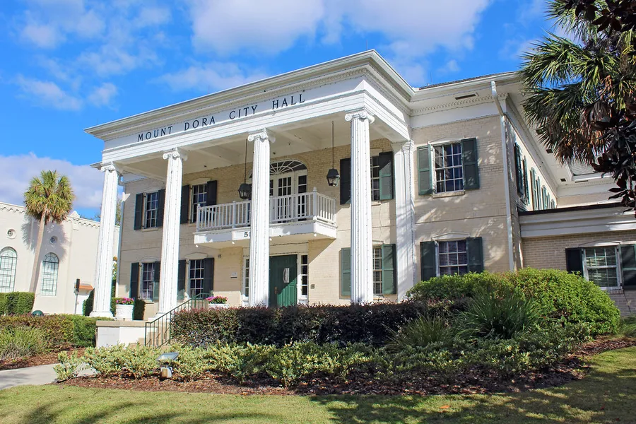 Mount Dora Community Building