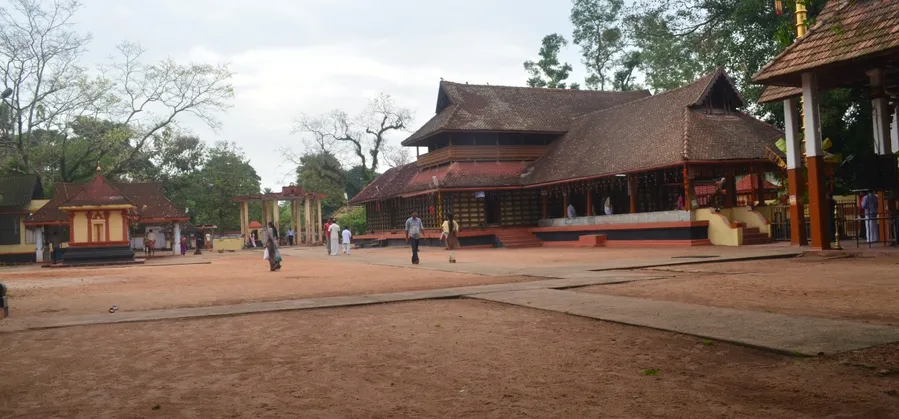 Mullakkal Rajarajeswari Temple