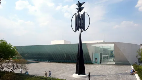 Museo Universitario Dr. Luis Mario Schneider