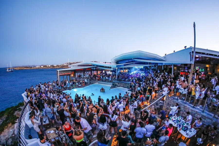 Mykonos Nightclubs