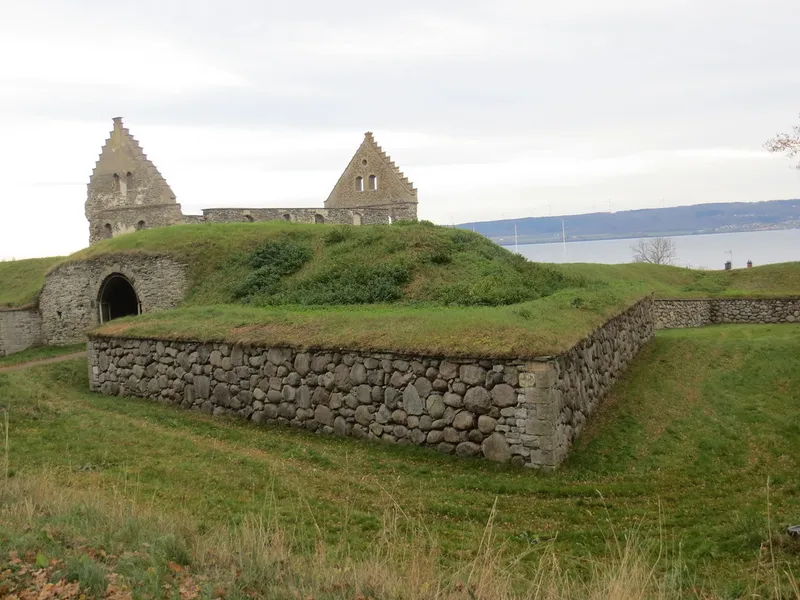 Näs Castle Ruin