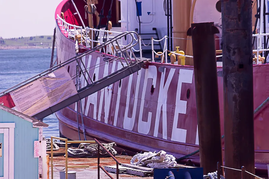 Nantucket Lightship Basket Museum