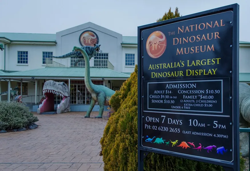National Dinosaur Museum