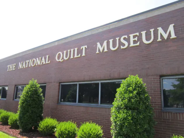 National Quilt Museum