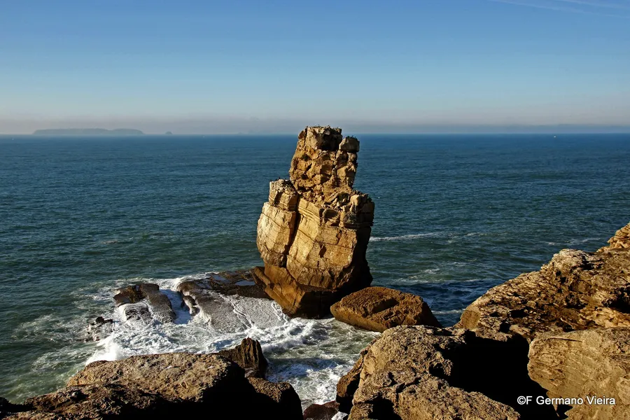 Nau dos Corvos Beach