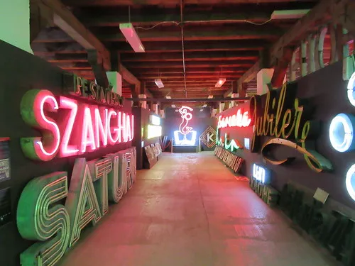 Neon Museum