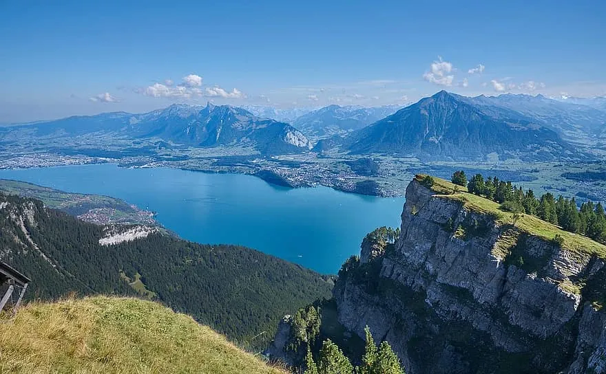 Niederhorn (nearby)