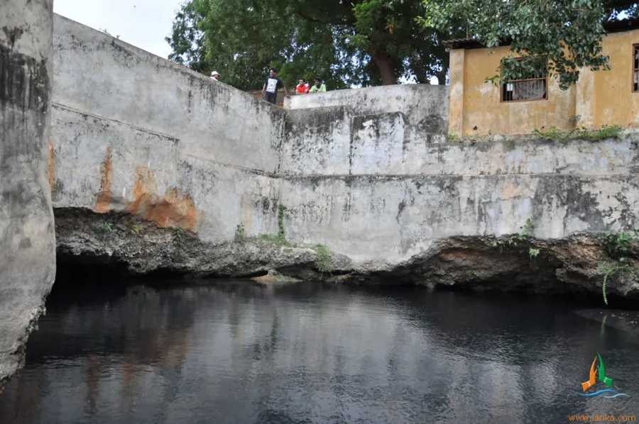 Nilavarai Bottomless Well