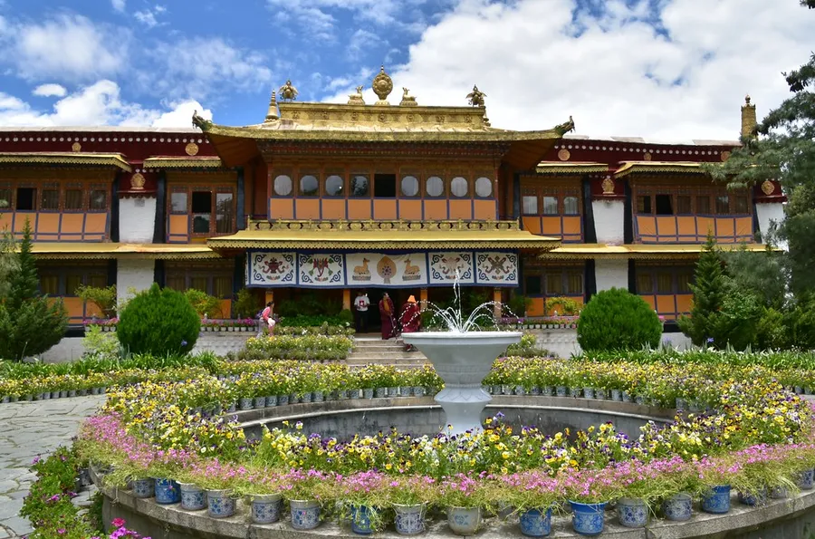 Norbulingka Palace