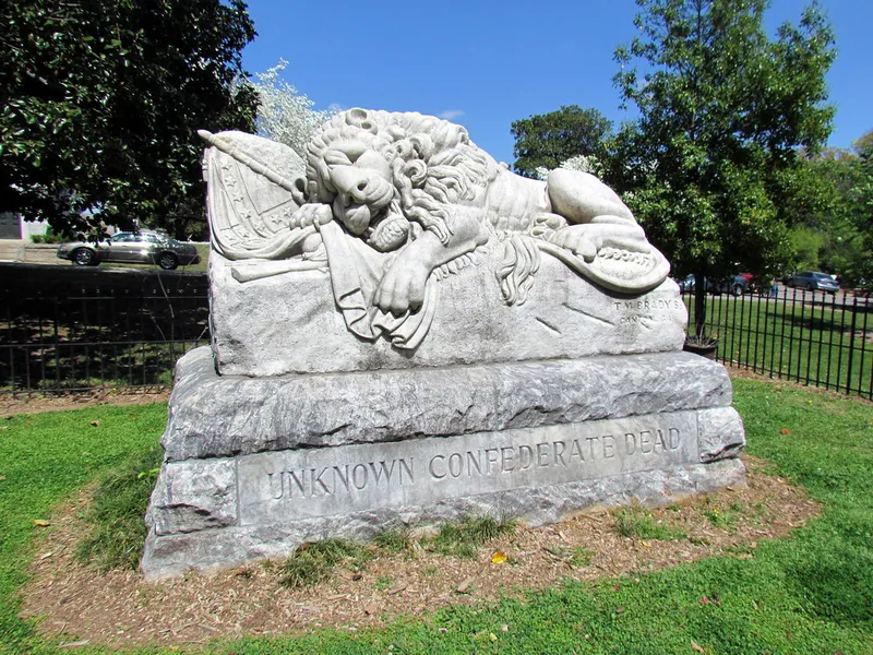 Oakland Cemetery