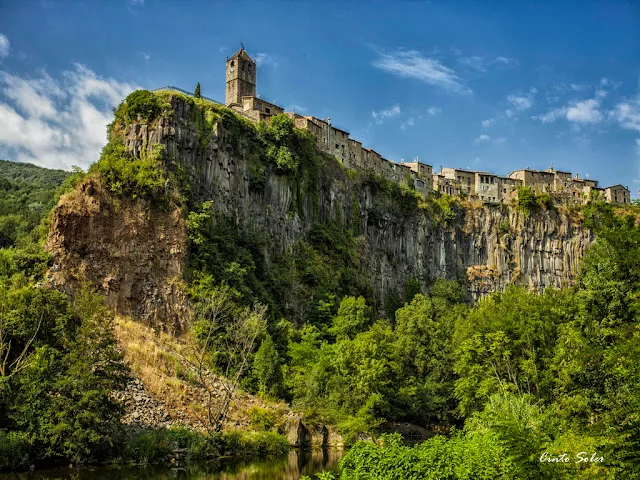 Old Bridge of Castellfollit de la Roca