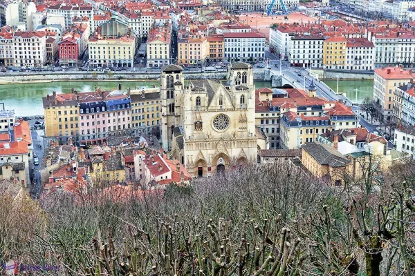 Old Lyon