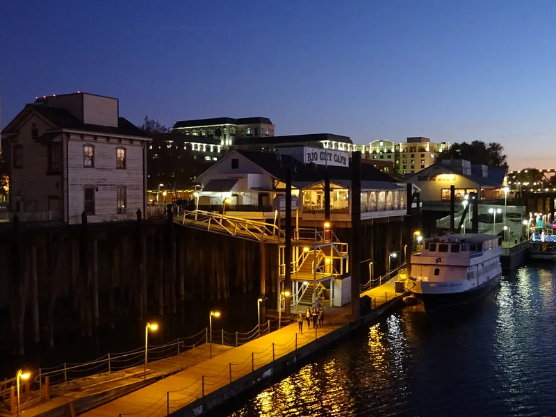Old Sacramento Waterfront