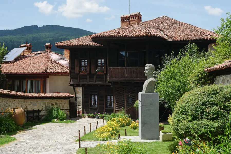 Oslekov House