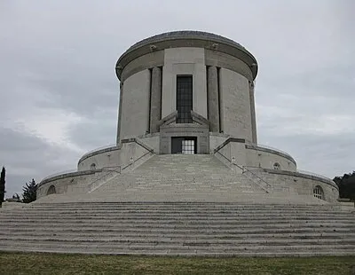 Ossario di Castel Dante