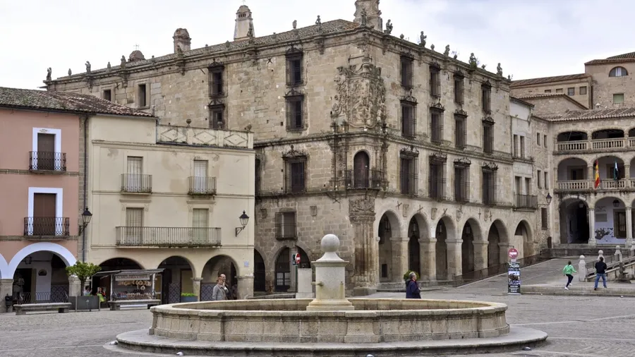 Palacio de Orellana-Pizarro
