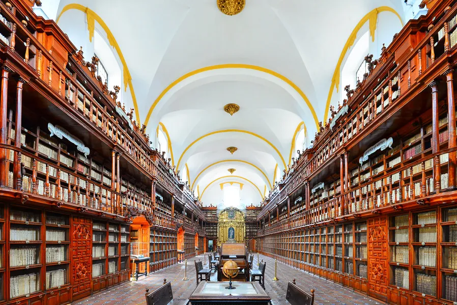Palafoxiana Library