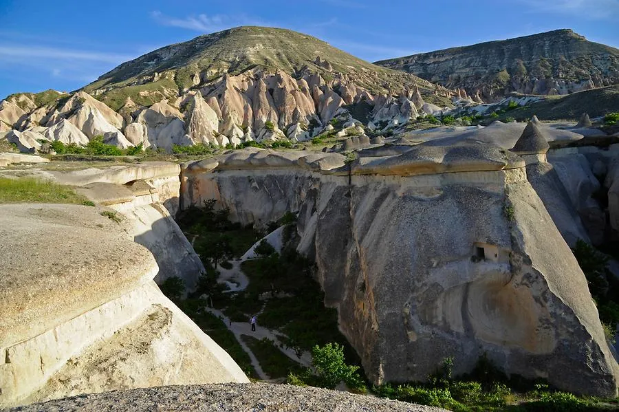 Pasabag (Monk's Valley)