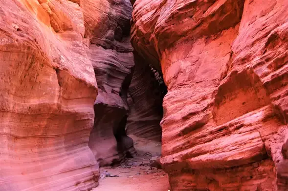 Peek-A-Boo Canyon