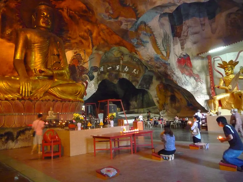 Perak Tong Cave Temple
