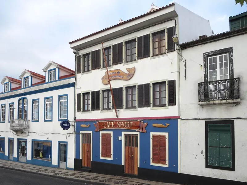 Peter's Cafe Sport
