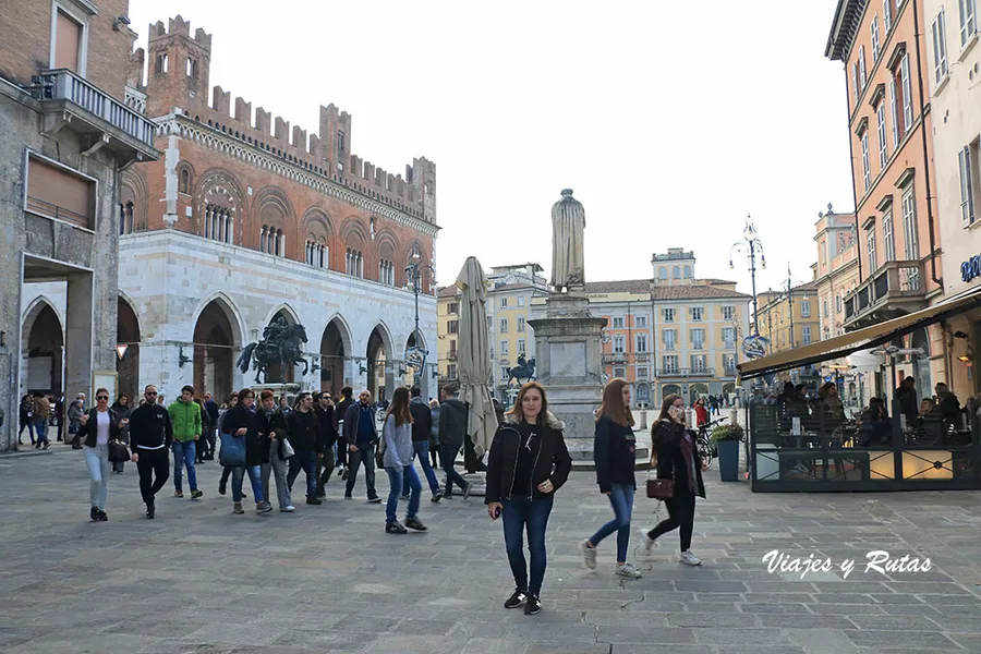 Piazza Cavalli