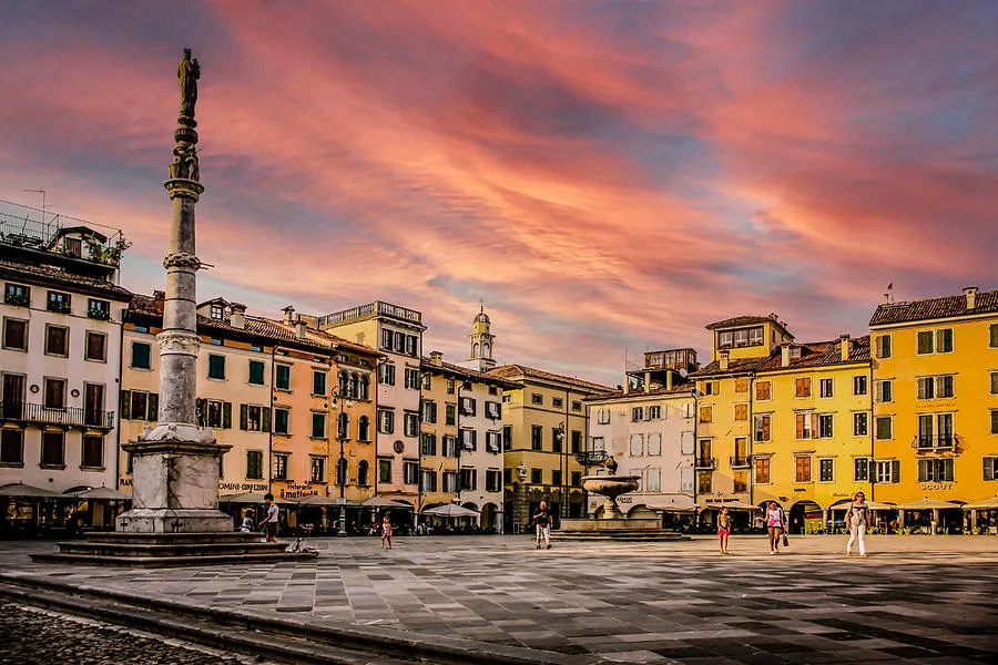 Piazza Matteotti (San Giacomo)