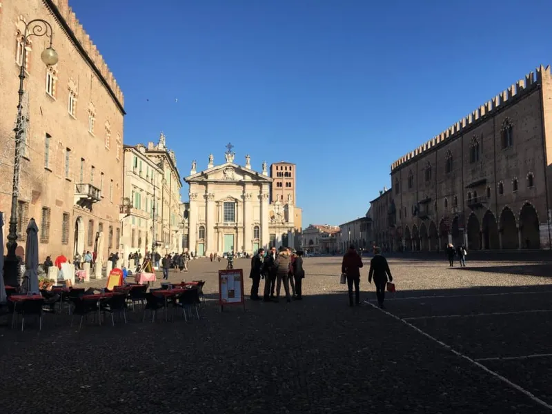 Piazza Sordello