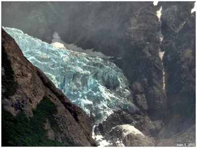 Piedras Blancas Glacier Viewpoint
