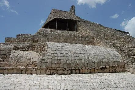 Pirámide de los Cinco Pisos (Five-Story Pyramid)